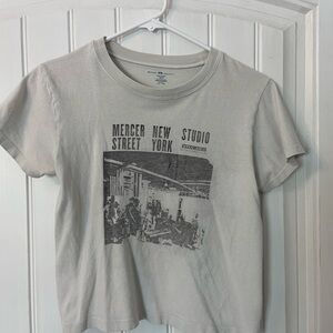 Brandy Melville cropped graphic tee